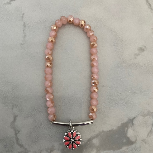 Magnolia & Vine Pink Glow Beaded Stretch Bracelet with Decorative Snap - Picture 1 of 1